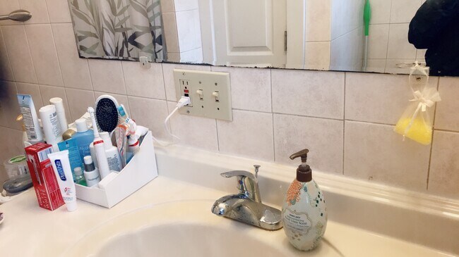 Building Photo - 5903 Nicholson St