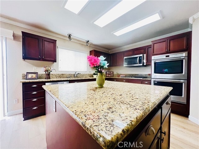 Building Photo - 12270 Mesa Grove Dr