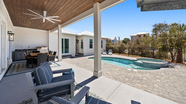 Building Photo - 28 Pelican Glide Ln