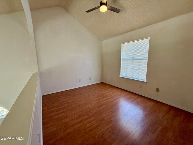 Building Photo - 10924 Walden Pond Ln