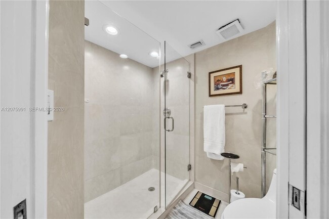 Building Photo - 3530 Mystic Pointe Dr