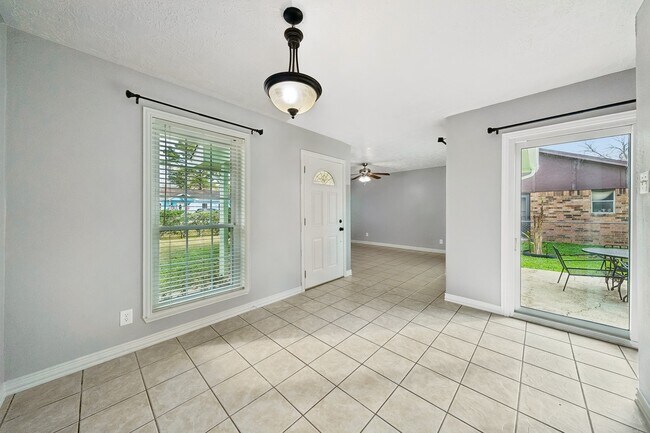 Building Photo - 3908 Colorado Ave