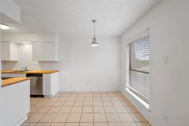 Building Photo - 7450 Ruby Pl