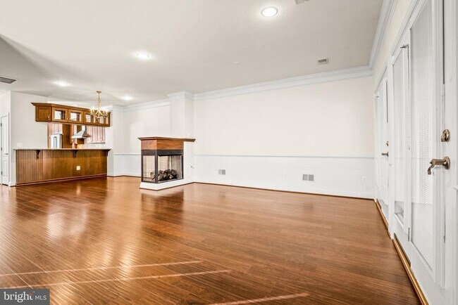 Building Photo - 211 Mill St