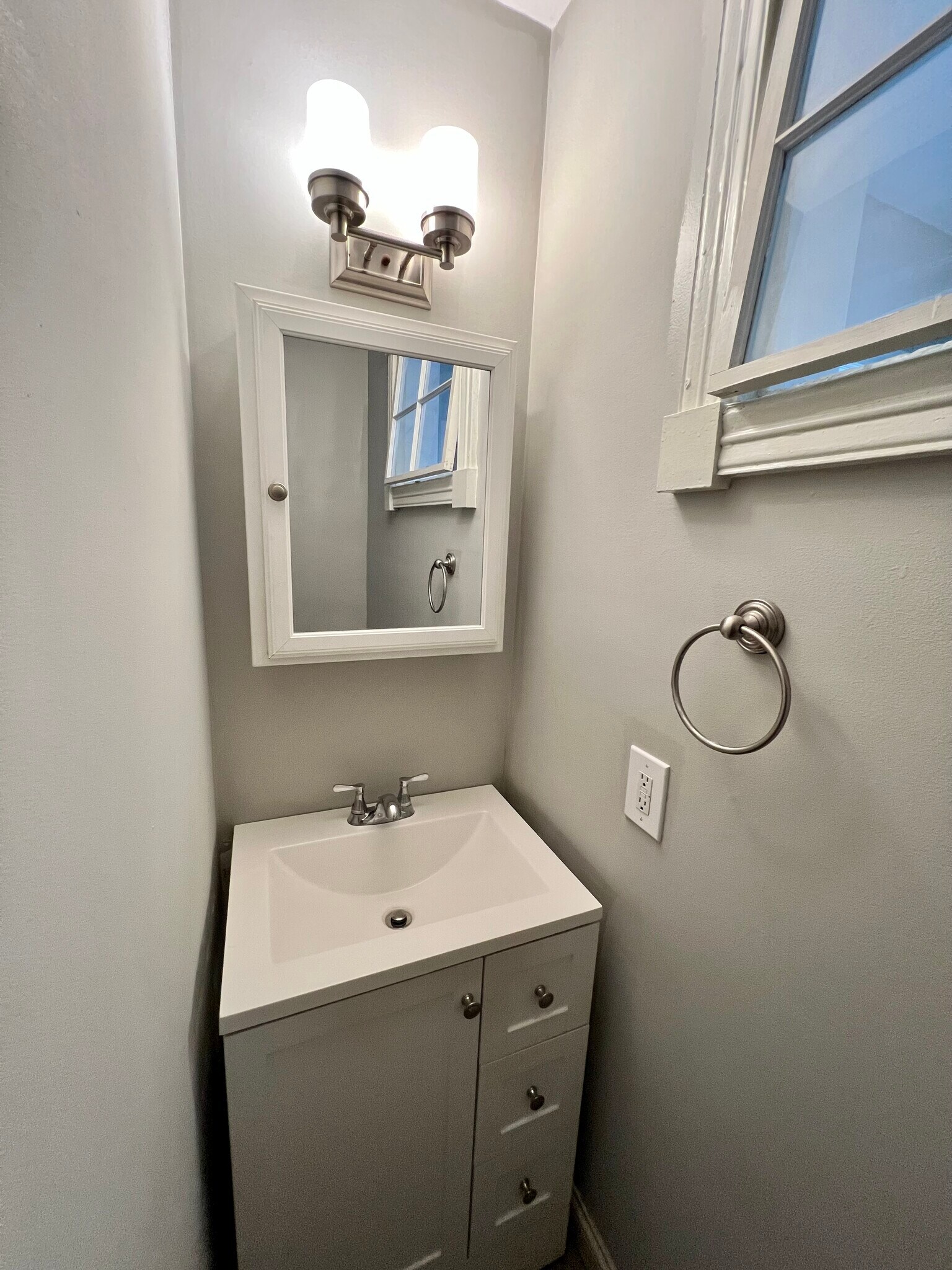 Bathroom - 1701 NE 2nd St