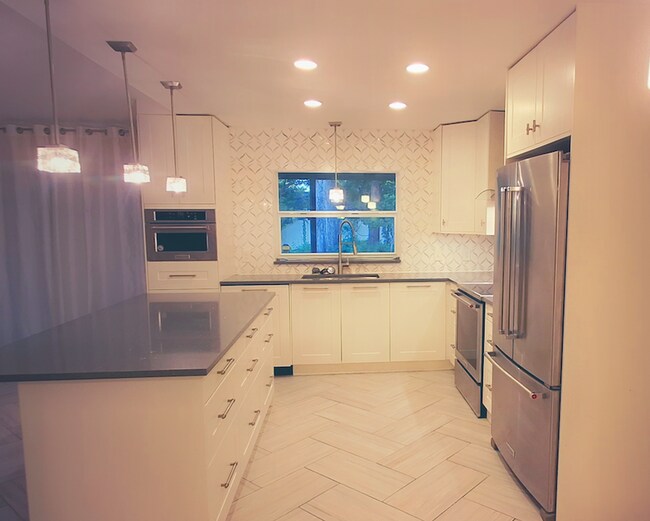 Building Photo - 1096 Gran Paseo Dr