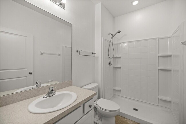 Building Photo - Spacious 4 Bedroom Home with Private Mother-in-Law Suite – Pet Friendly & Move-In Ready!