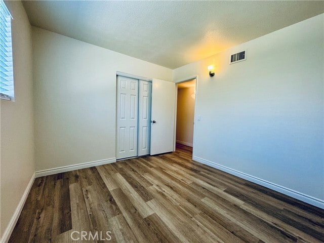 Building Photo - 2105 E Petunia St