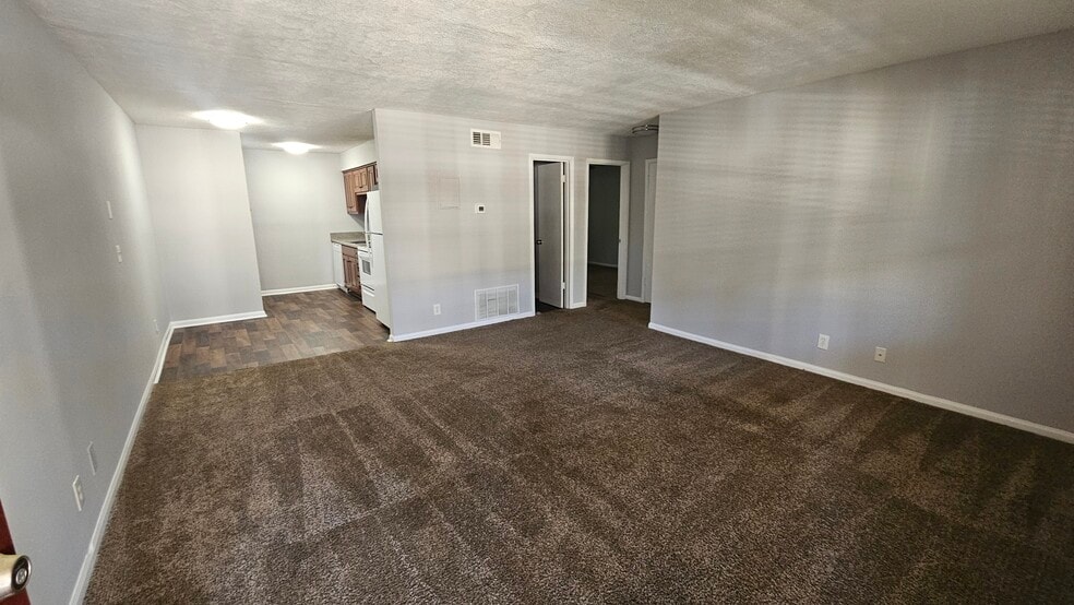 Primary Photo - Knowles Pointe Apartments