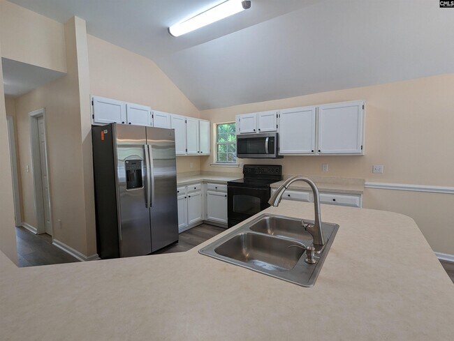 Building Photo - 112 Glen Eagle Cir