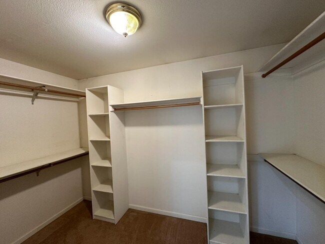 Building Photo - 25060 Soquel San Jose Rd