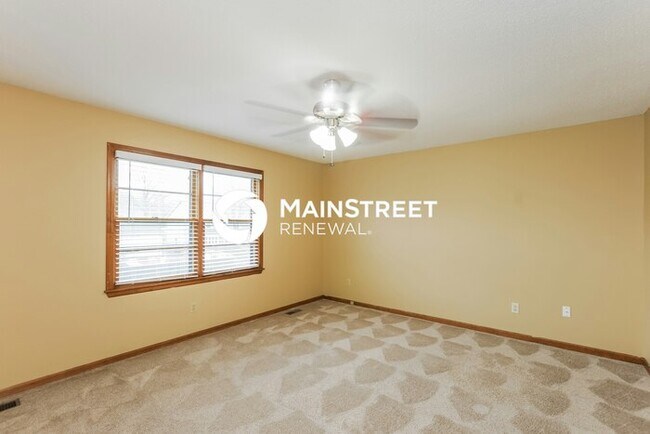 Building Photo - 3 Bedroom Pet-Friendly Home in Olathe, KS ...