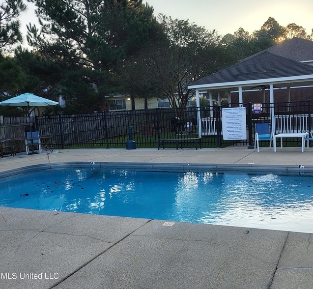 Building Photo - 5080 Gautier Vancleave Rd