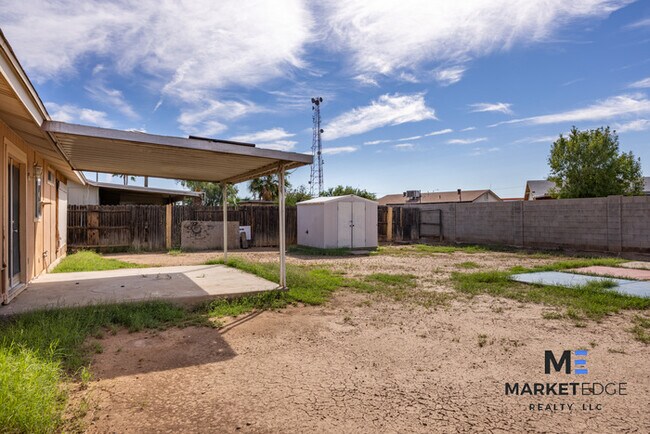 Building Photo - 2 Bed/ 1 Bath at 67th/Van Buren! Move-In R...