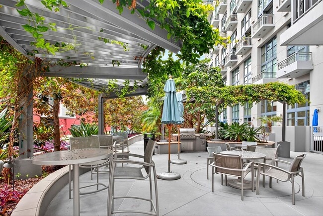 Building Photo - Sleek Urban Living in Vibrant Little Italy