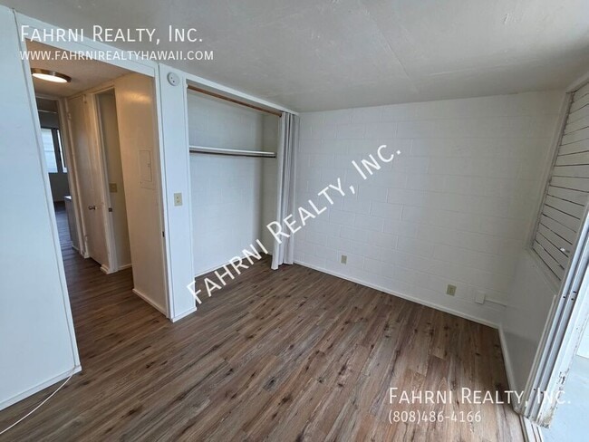 Building Photo - 84-965 Farrington Hwy-#B511