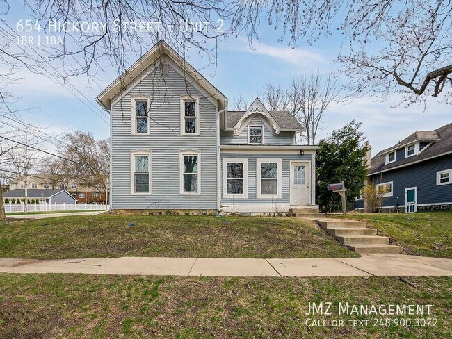 Building Photo - 654 Hickory St