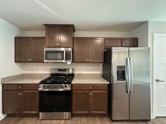 Building Photo - 127 Jameson Pk Dr