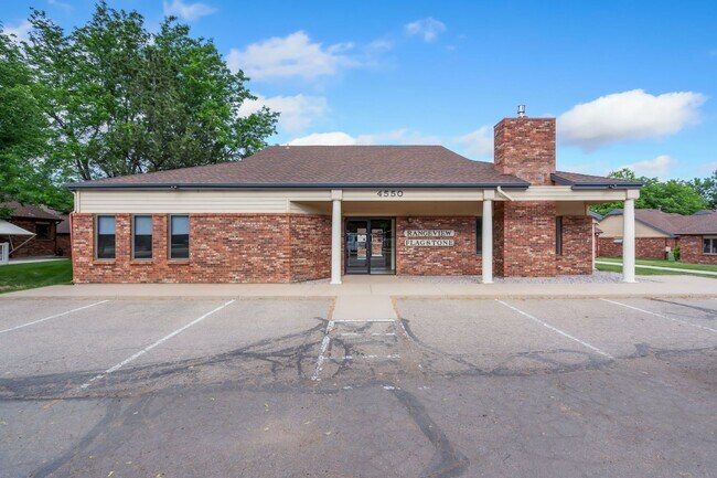 Building Photo - 4560 Larkbunting Dr