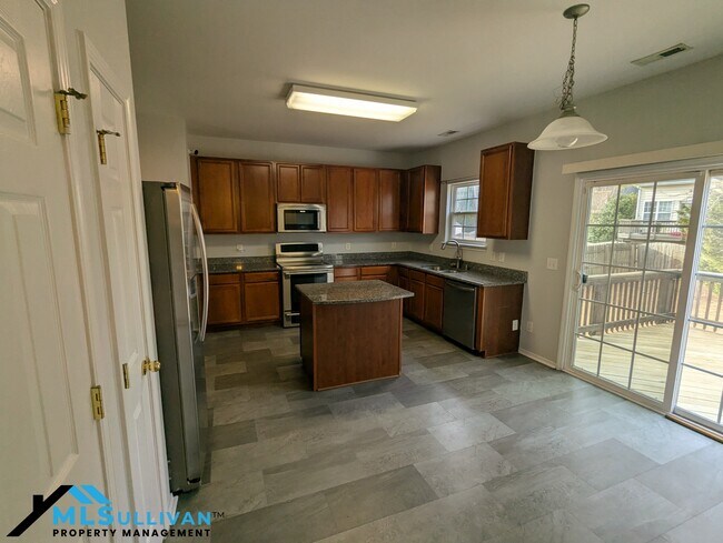 Building Photo - 4807 Mistletoe Ln