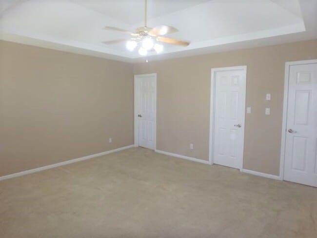 Building Photo - Awesome 4 Bed 3 Bath House In SW Columbia!