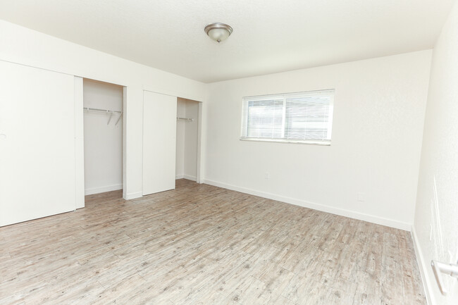 Building Photo - 1200 Holden Ave