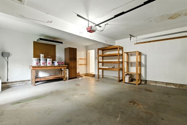 Building Photo - York County 4 BR Coventry House