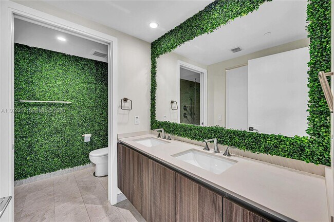 Building Photo - 488 NE 18th St