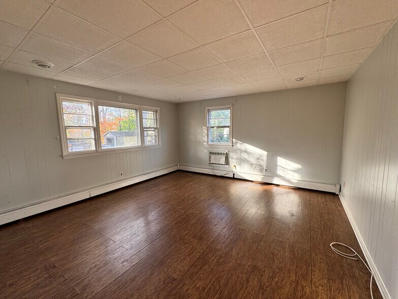 Building Photo - 220 Stockton St