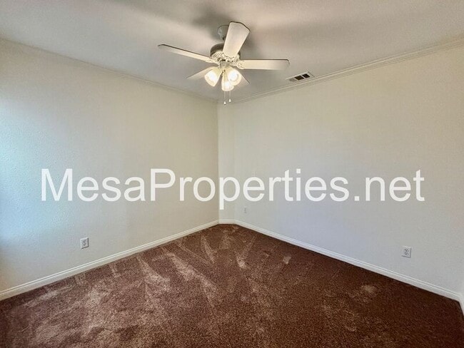 Building Photo - 15976 Elkins St
