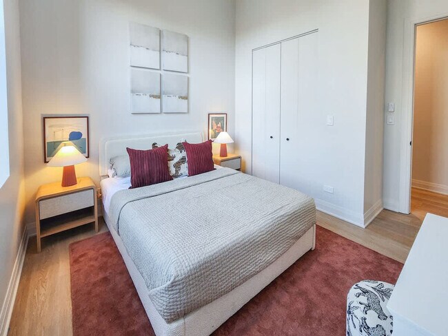 Building Photo - 1934 W North Ave