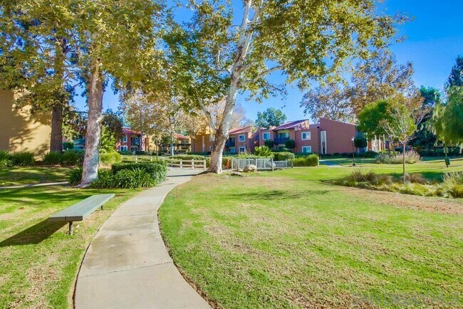 Building Photo - 17131 W Bernardo Dr