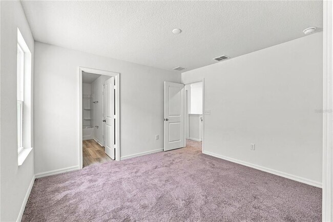 Building Photo - 9588 Westside Hls Dr