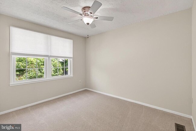 Building Photo - 337 Gundry Dr