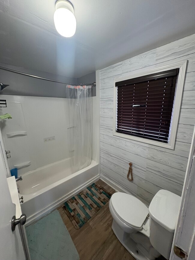 Building Photo - 264 Grant St