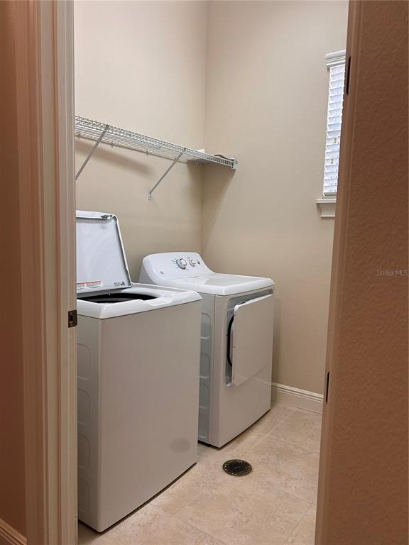 Building Photo - 1410 Lake Baldwin Ln