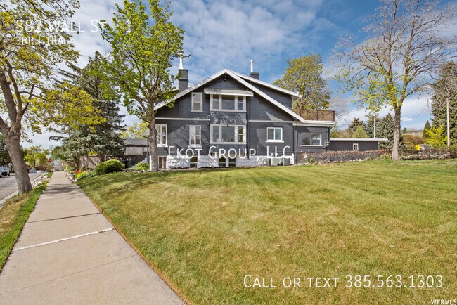 Building Photo - 382 Wall St