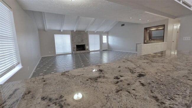 Building Photo - 21318 Park Brook Dr