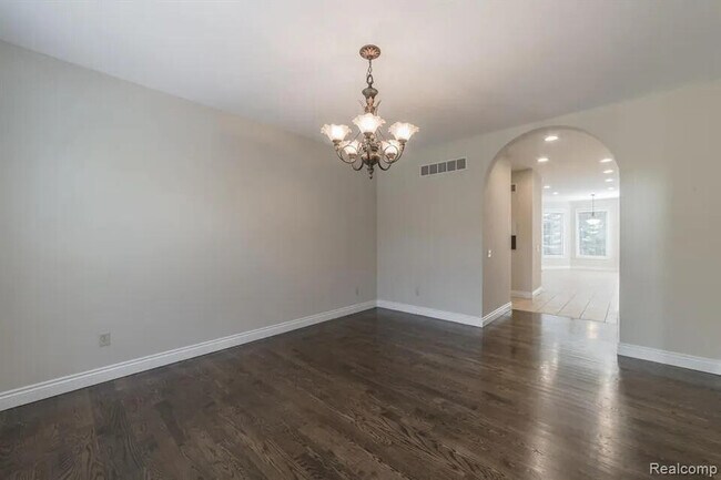 Building Photo - 1591 Eagle Trail