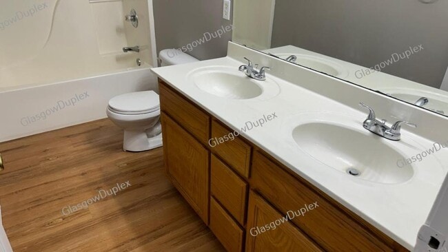 Building Photo - 105 Olivia Dr