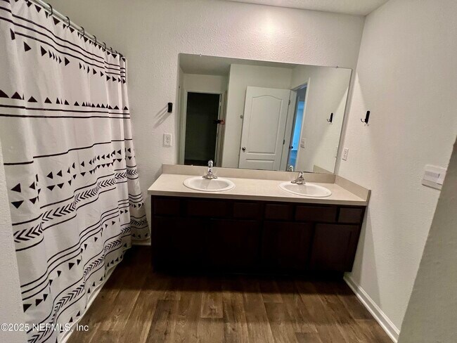 Building Photo - 12659 European Beech Rd