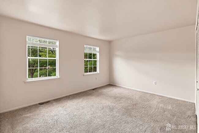 Building Photo - 23 Cloister Ct