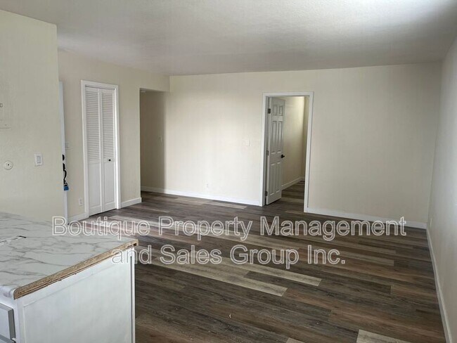 Building Photo - 2258 Pamela Ln