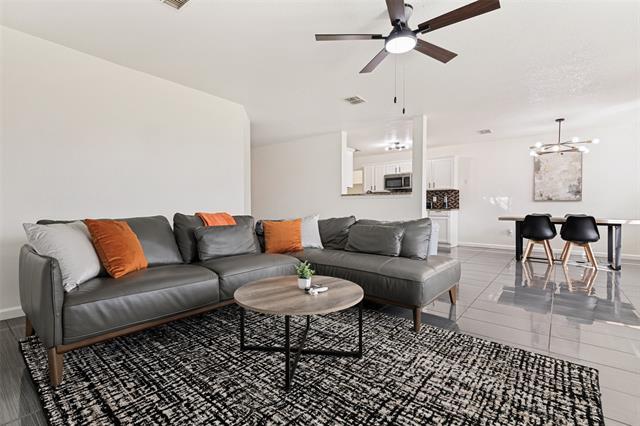 Building Photo - 1513 Lone Star Ct