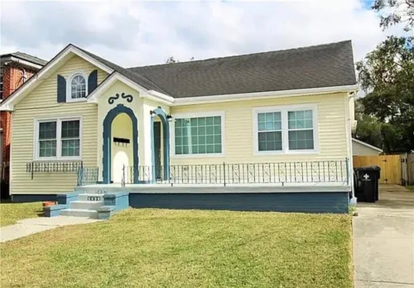Building Photo - 5437 Vermillion Blvd
