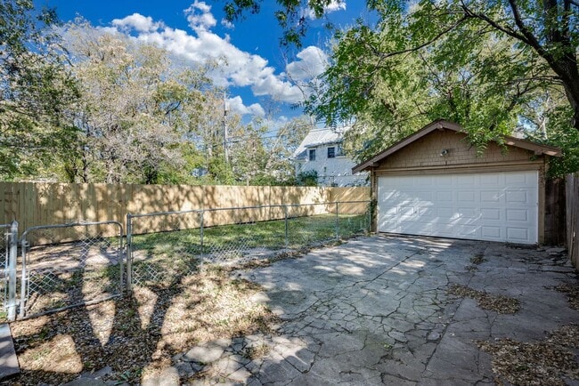 Building Photo - Charming 4-Bedroom, 2-Bathroom Home with Timeless Character