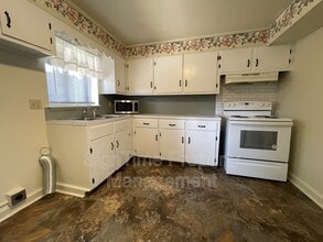 Building Photo - 310 Key Ave