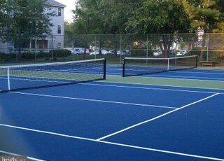 Building Photo - 304 Trinity Ct