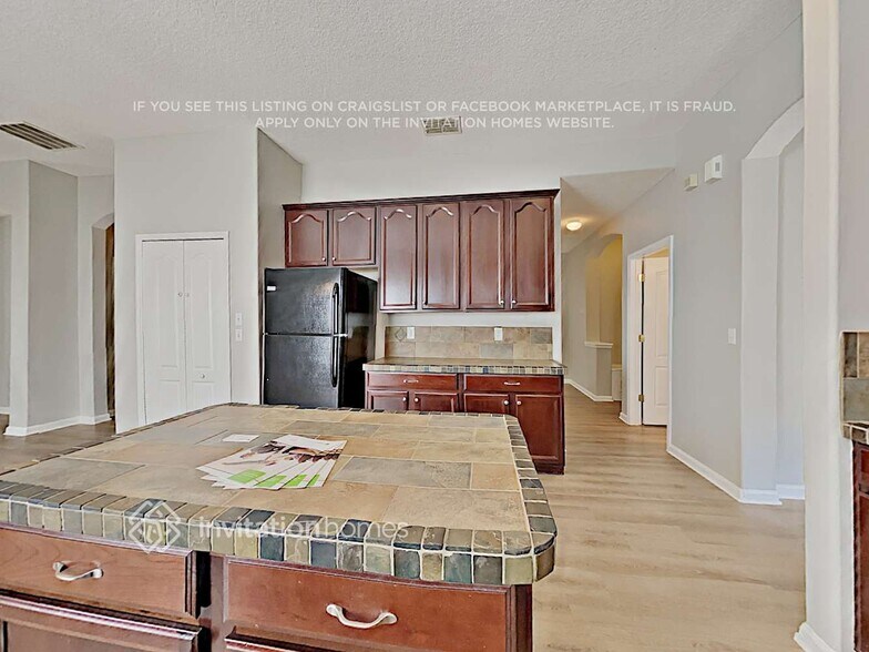 Building Photo - 6227 Jamison Ct