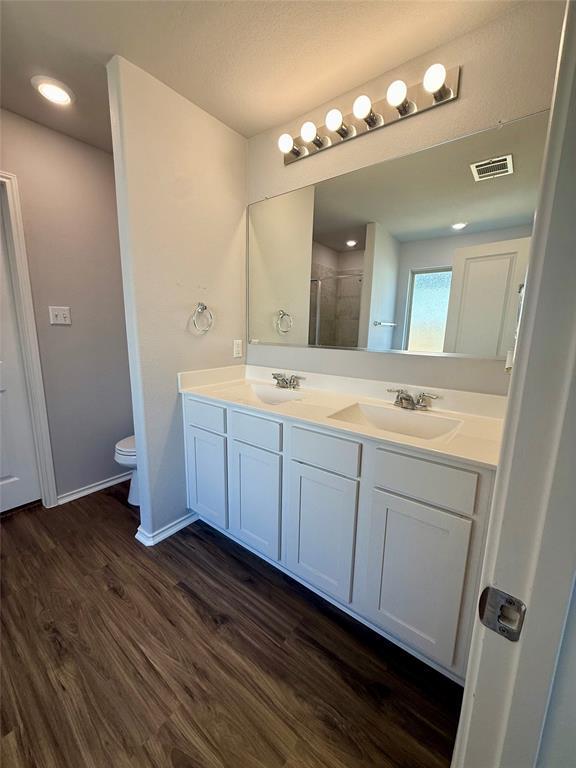 Building Photo - 660 Xanadu Dr